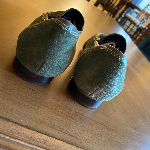Eddie Bauer Green Suede Loafers Size 10 - Picture 3 of 6